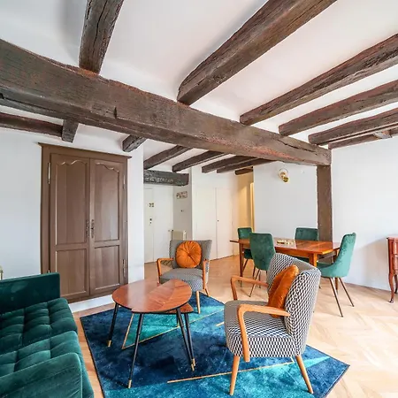 Lägenhet Confort Vieux Avec Parking Prive 4p *