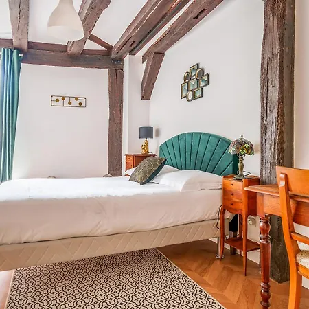 Confort Vieux Avec Parking Prive 4p * Tours