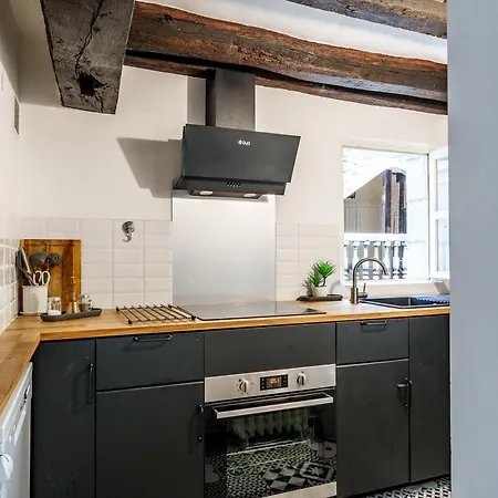 شقة Confort Vieux Avec Parking Prive 4p