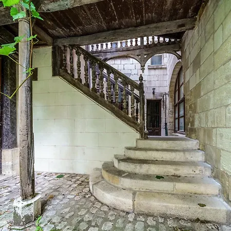 Confort Vieux Avec Parking Privé 4p