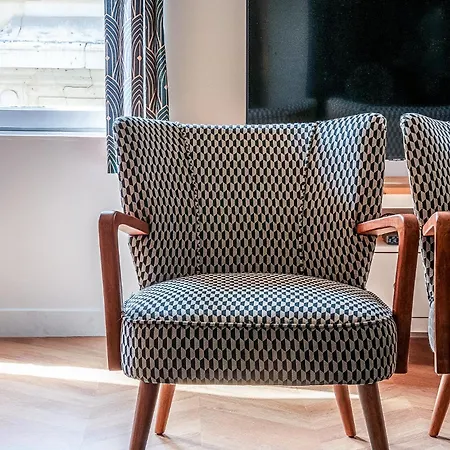 Lägenhet Confort Vieux Avec Parking Prive 4p