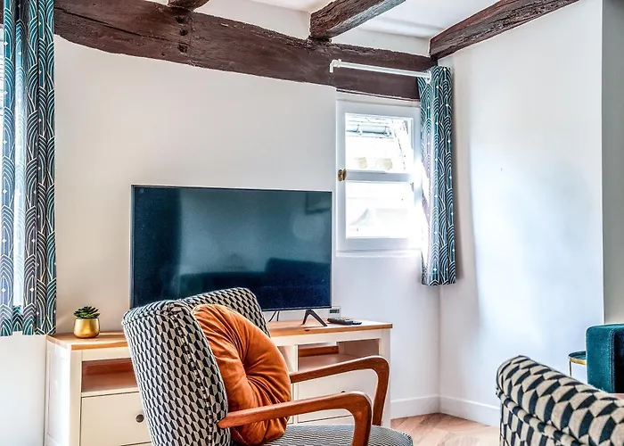 Confort Vieux Avec Parking Prive 4p Apartment Tours